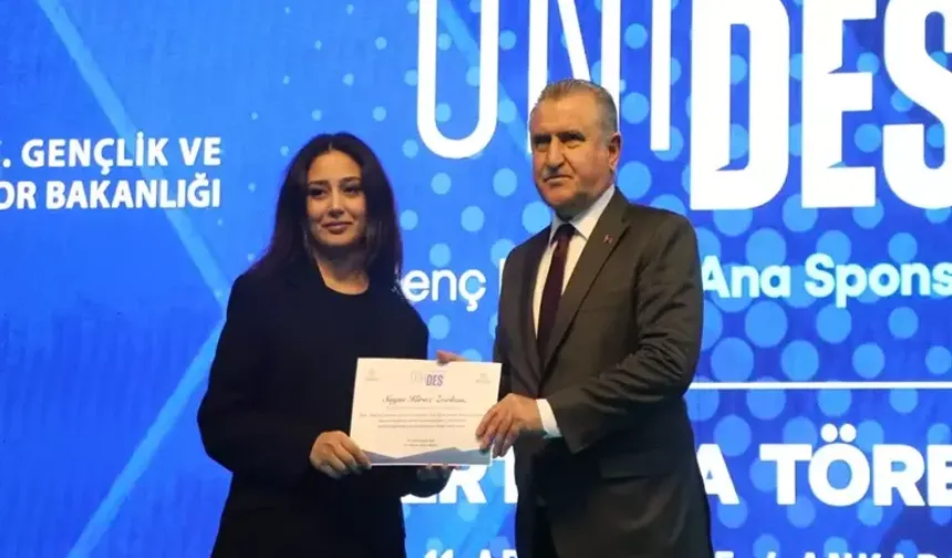 Bakan Bak: Türkiye Yüzyılı, gençlerin yüzyılı olacak