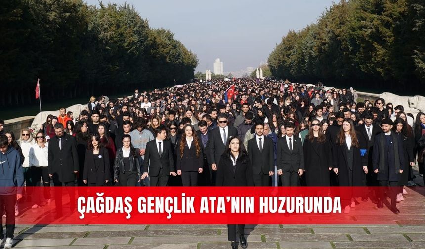 Çağdaş Gençlik Ata’nın huzurunda