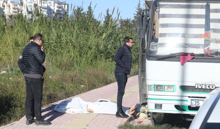 Karavana çevrilen midibüste ölü bulundu