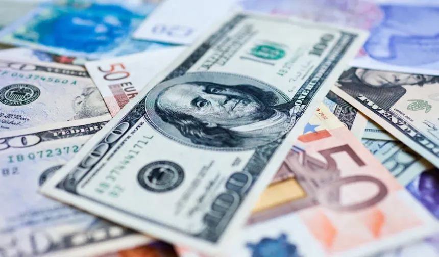 Dövizde son durum: Dolar ve Euro güne hangi seviyeden başladı?