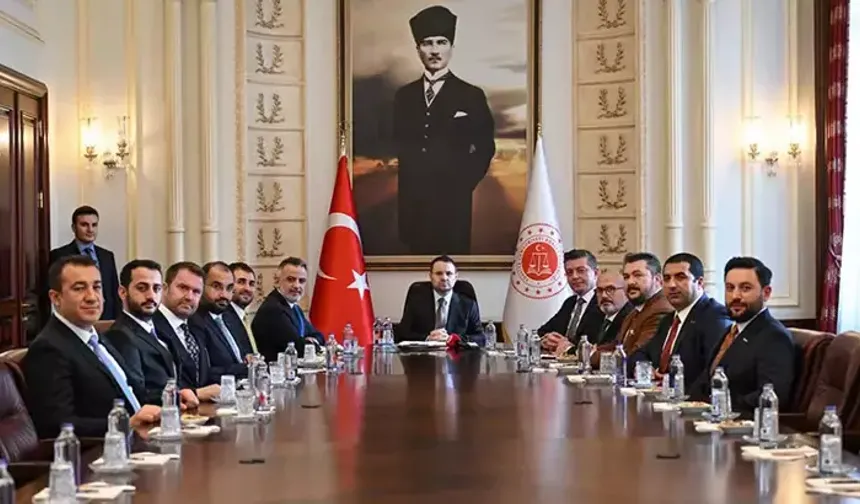 Bakan Gürlek: İş dünyasını ilgilendiren adımlar atacağız