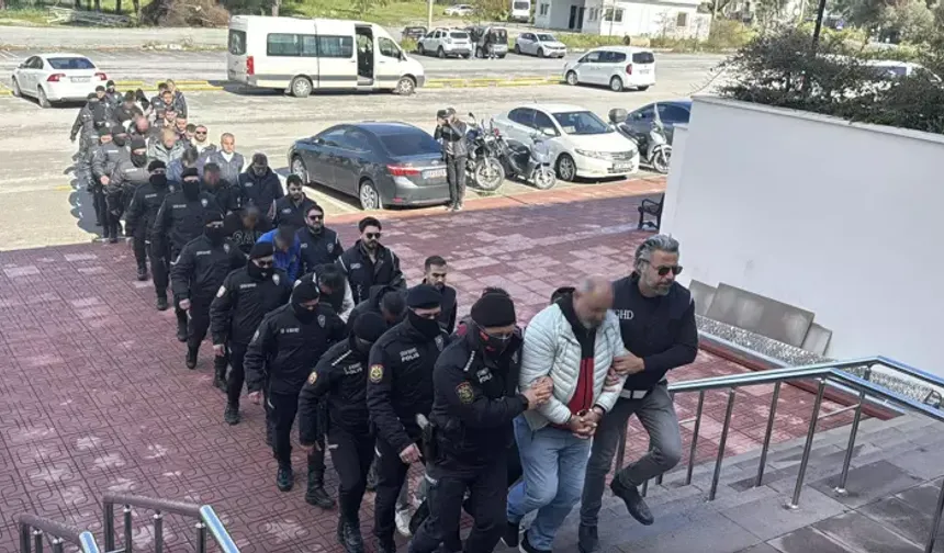 Muğla'da bot faciasında 16 şüpheli adliyeye sevk edildi