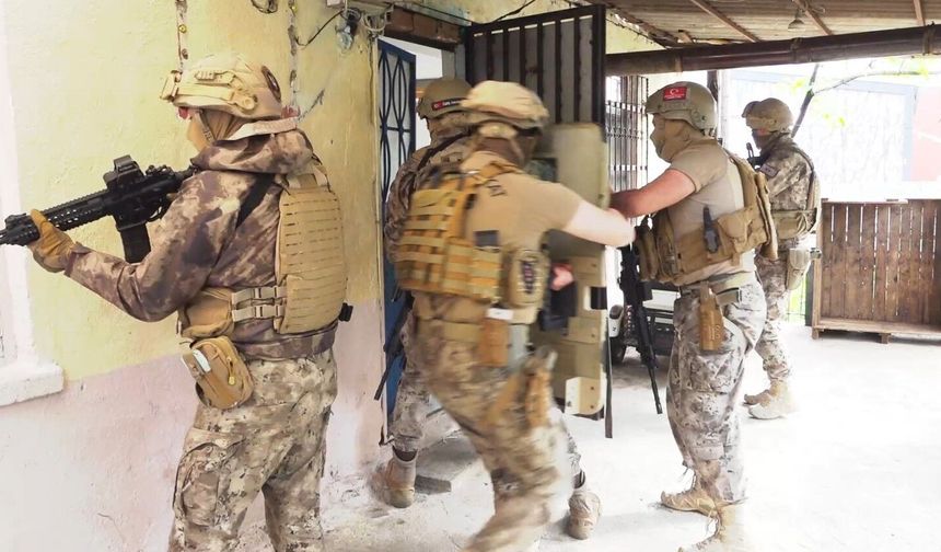 Antalya'da narkotik baskını