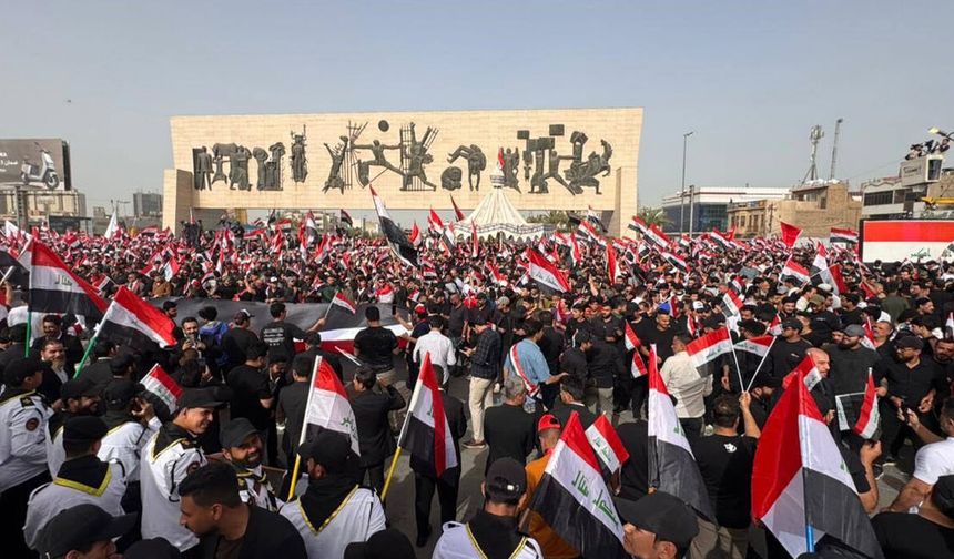 Bağdat'ta ABD ve İsrail protesto edildi