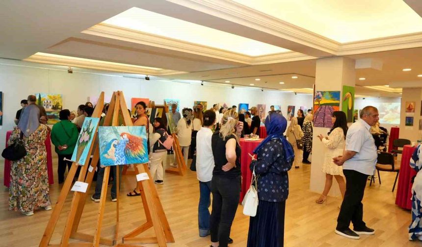 Alanya'da engeller sanatla aşıldı