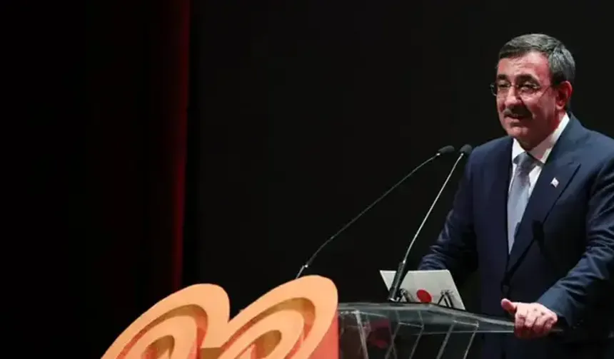 Cevdet Yılmaz: Hem güçlü, hem haklı olmak zorundayız