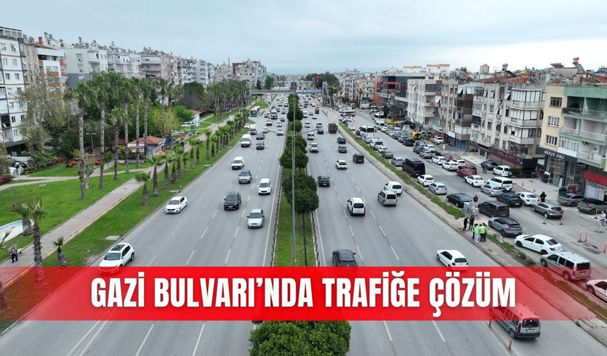 Gazi Bulvarı’nda trafiğe çözüm