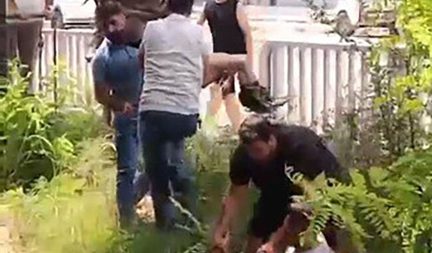 Mersin'de boğulmak üzere olan çocuğu vatandaşlar son anda kurtardı